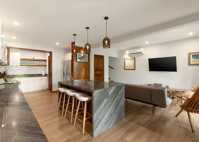 The Sky Deck 2bed25bath