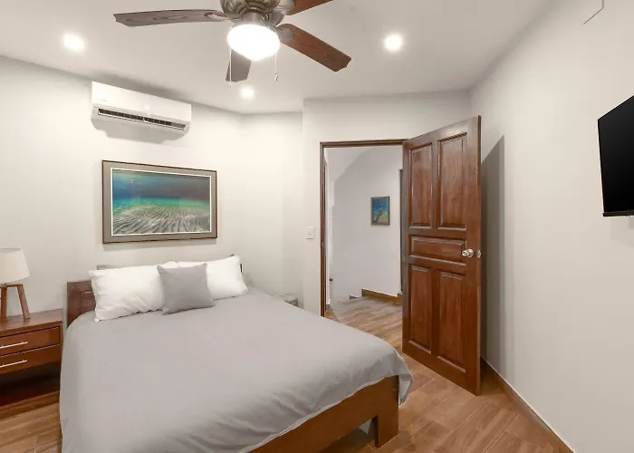 The Sky Deck 2bed25bath Сasa de vacaciones Coco
